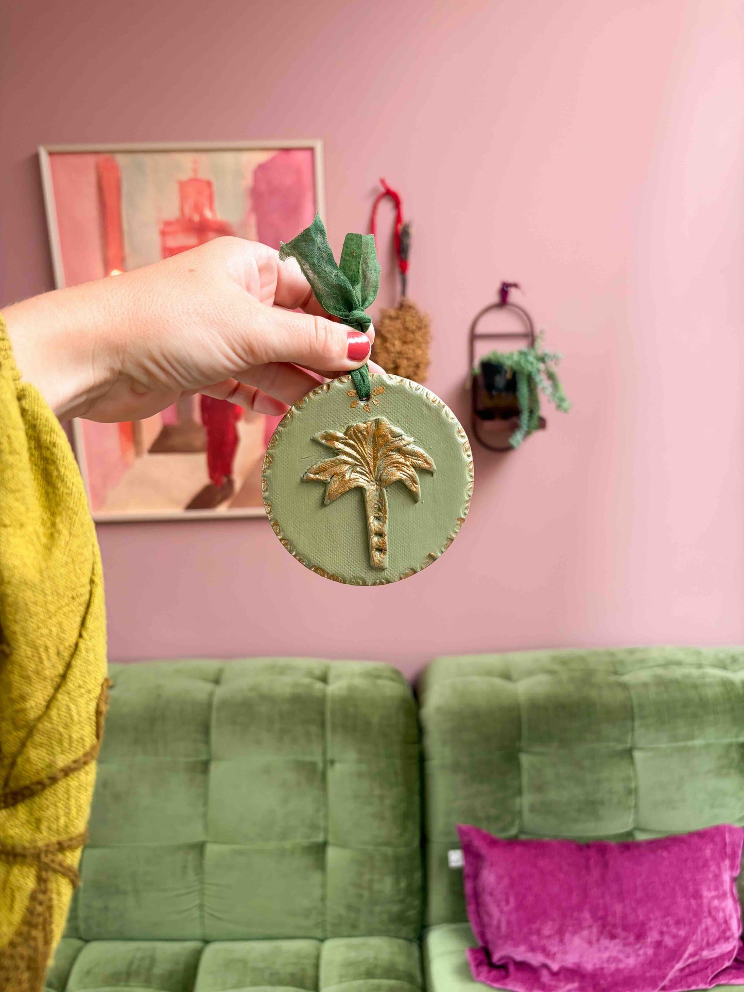 AMULET GREEN PALM