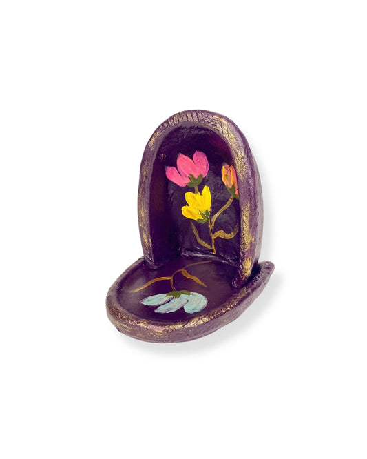 ALTAAR TEMPEL PURPLE FLOWERS
