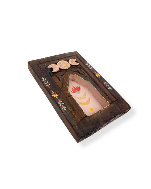 VINTAGE HOUTEN MUURORNAMENT