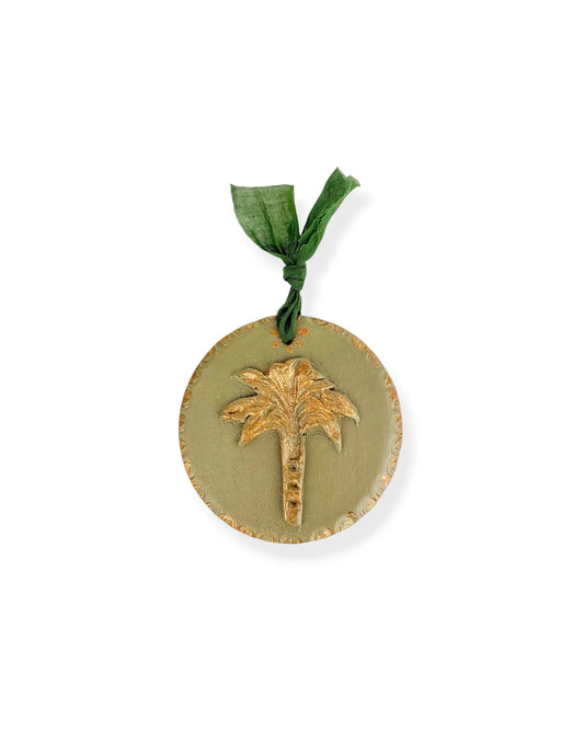 AMULET GREEN PALM
